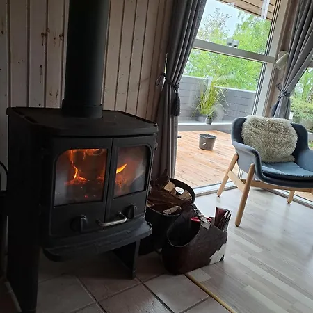 Cozy Summer House And Annex In Tranquility * Glesborg