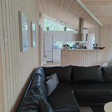 بيت للعطل Cozy Summer House And Annex In Tranquility *