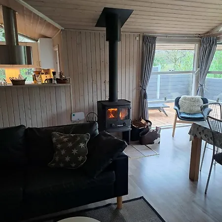 Cozy Summer House And Annex In Tranquility